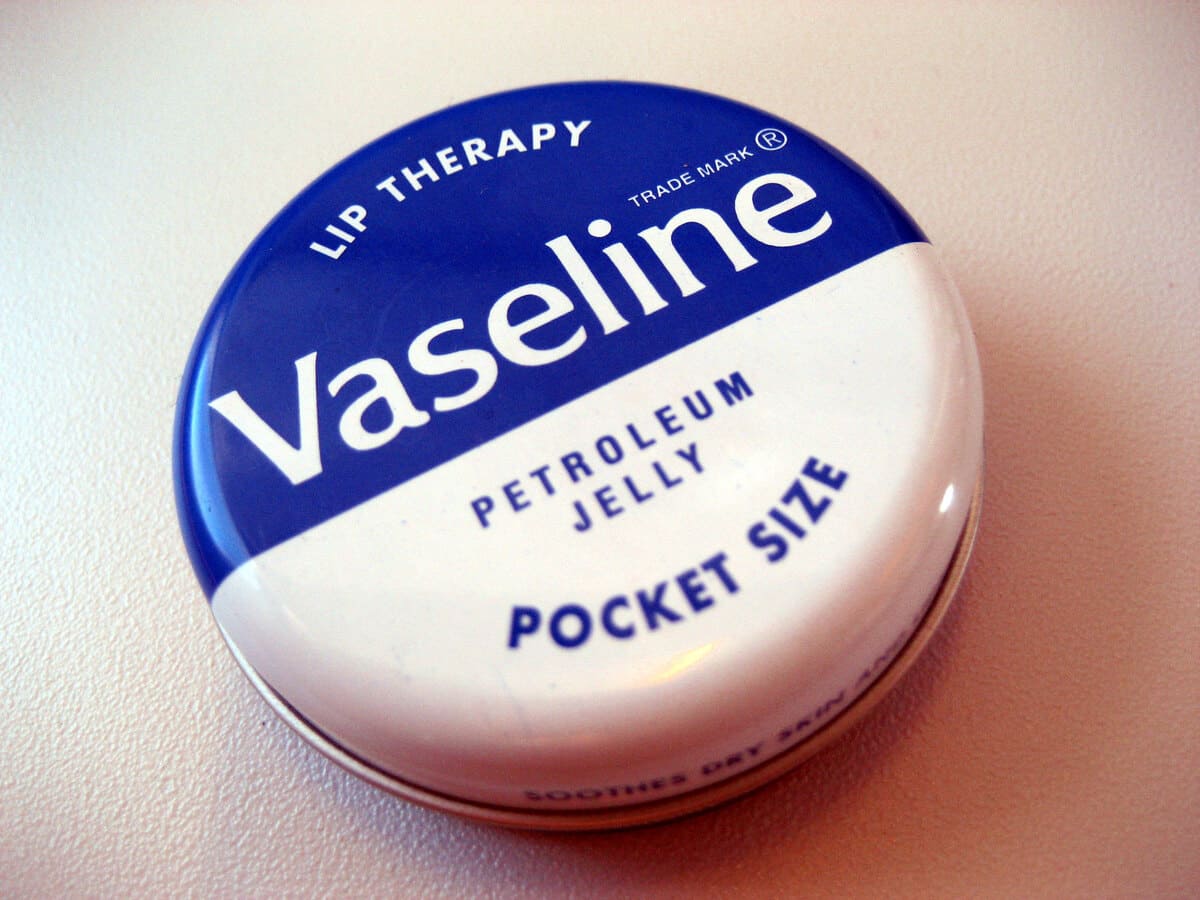 Peut-on mettre de la vaseline sur un tatouage ?